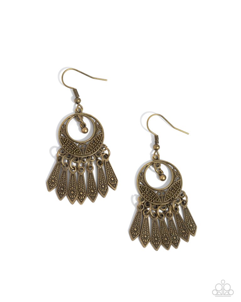 PRAIRIE For Me - Brass - Paparazzi Earring Image