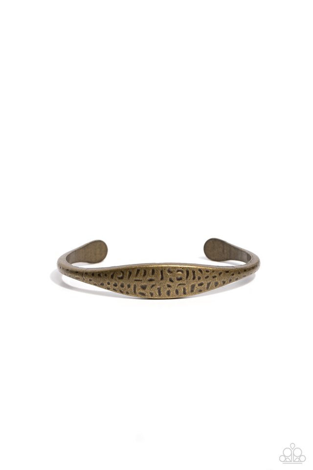 ​Ancient Accolade - Brass - Paparazzi Bracelet Image