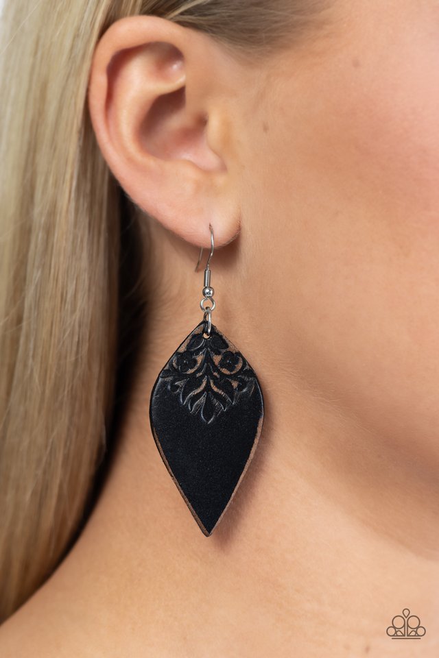 Naturally Nostalgic - Black - Paparazzi Earring Image