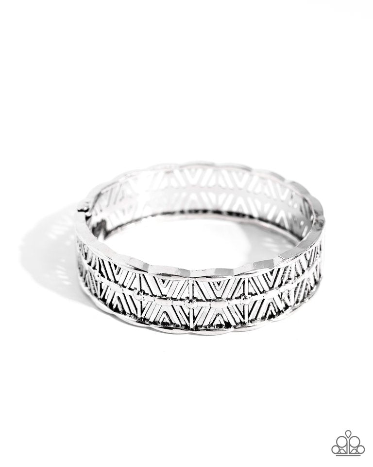 ESCAPADE Artist - Silver - Paparazzi Bracelet Image