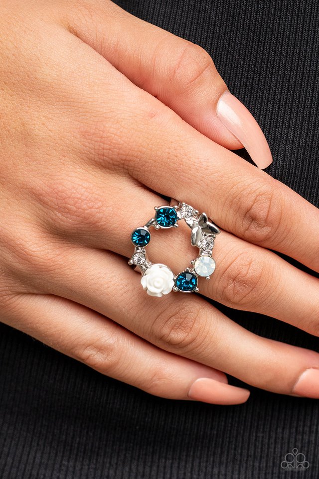 Butterfly Bustle - Blue - Paparazzi Ring Image