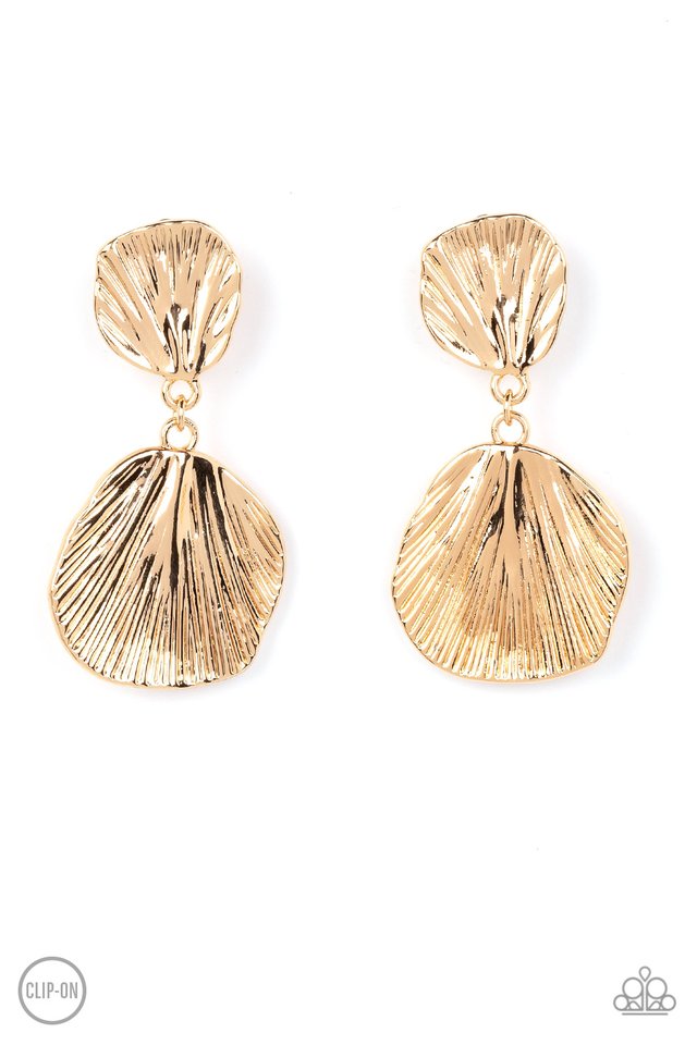 Metro Mermaid - Gold - Paparazzi Earring Image