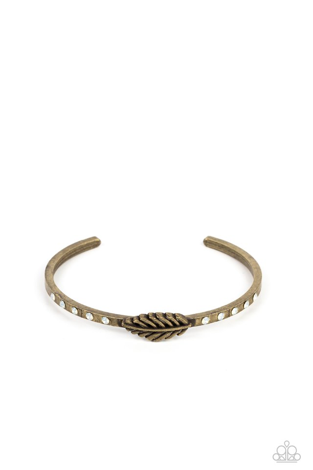 Free-Spirited Shimmer - Brass - Paparazzi Bracelet Image