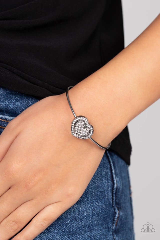 Stunning Soulmates - White - Paparazzi Bracelet Image