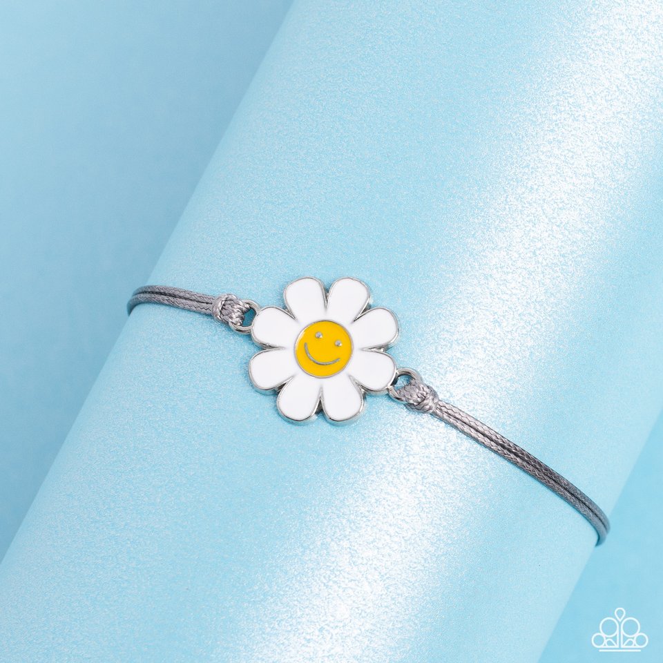 DAISY Little Thing - Silver - Paparazzi Bracelet Image