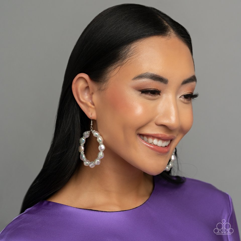 The PEARL Next Door - White - Paparazzi Earring Image
