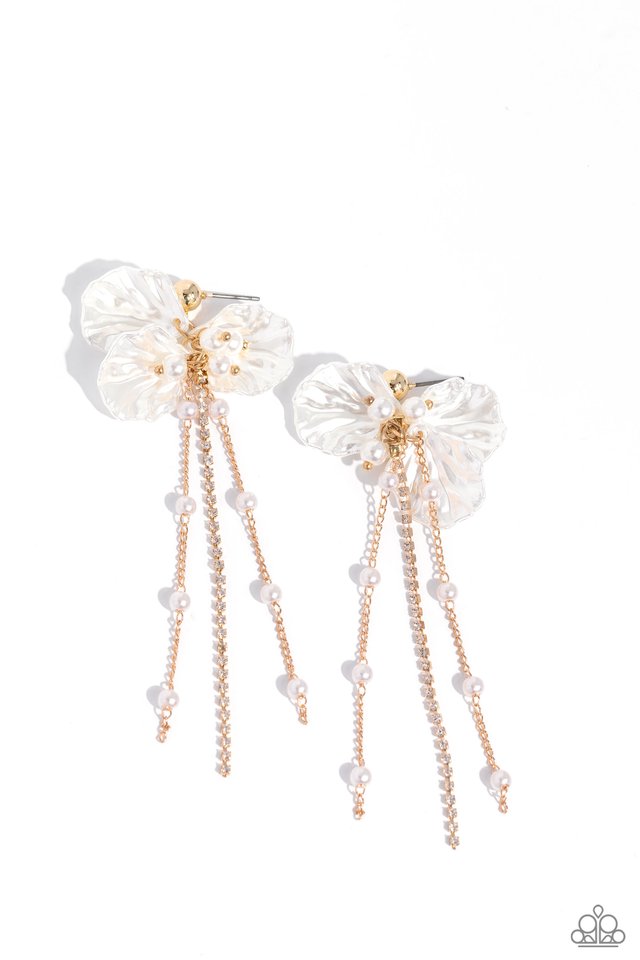 Graceful Gesture - Gold - Paparazzi Earring Image