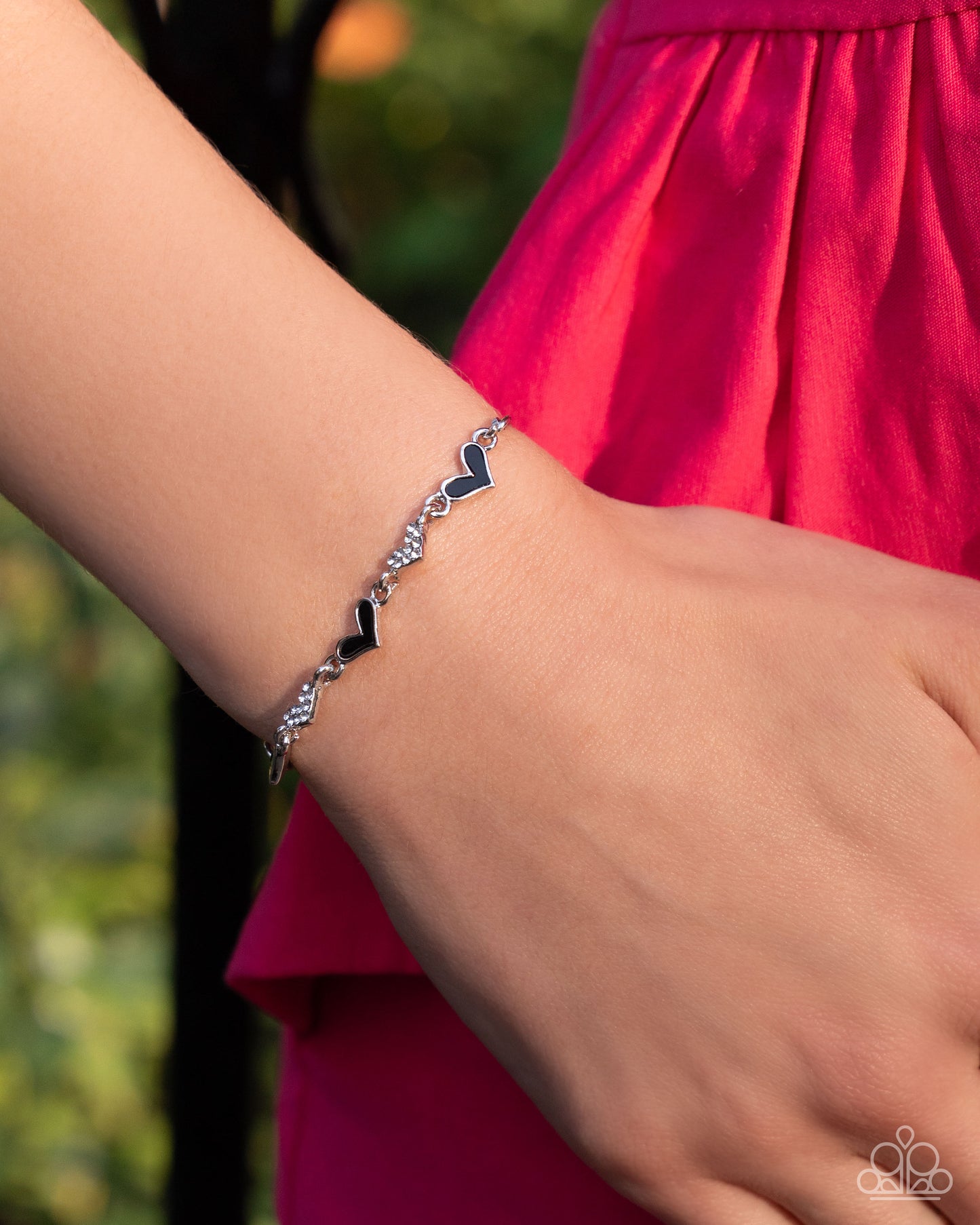 Heart-struck Hype - Black - Paparazzi Bracelet Image