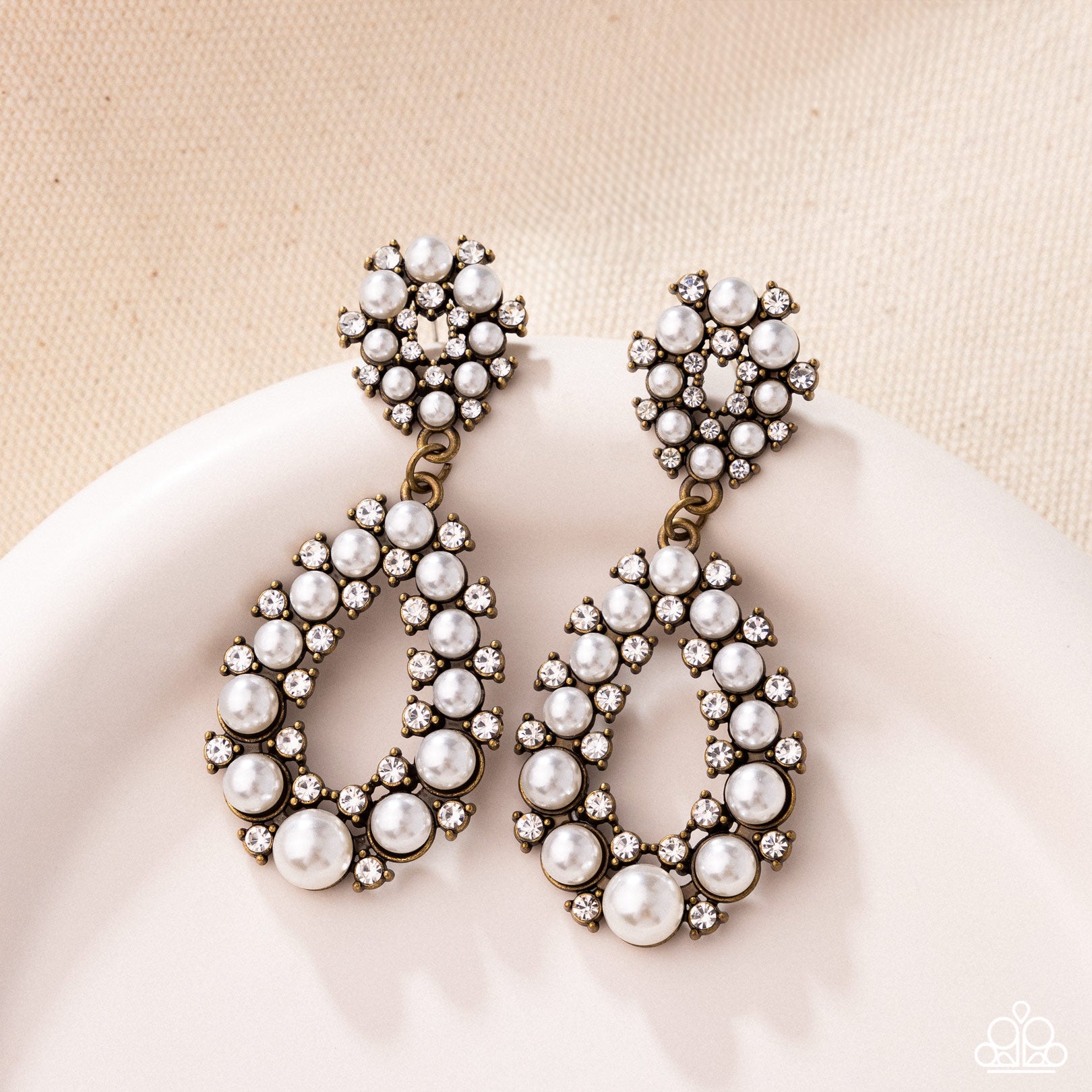 Dapper Debut - Brass - Paparazzi Earring Image