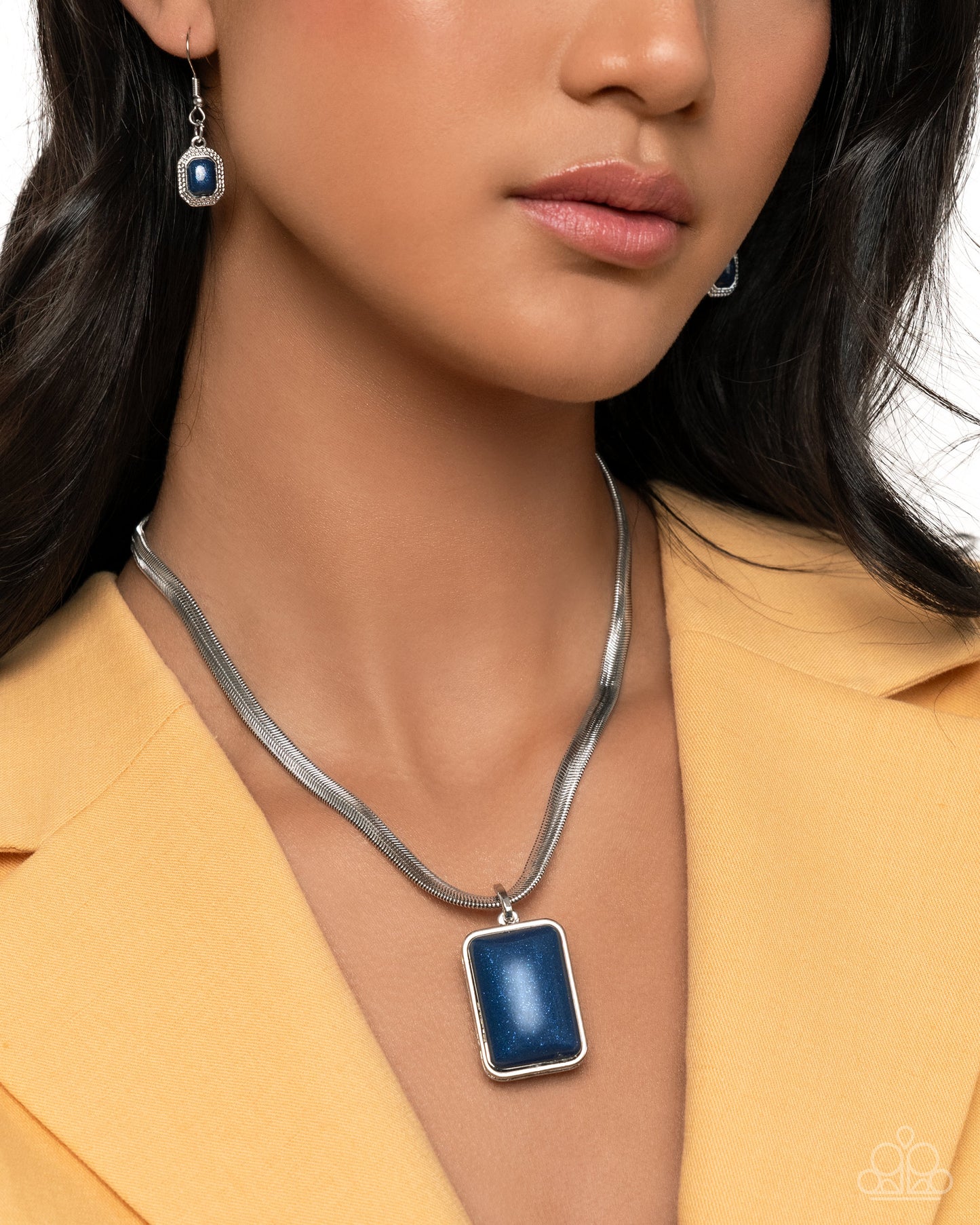 Clandestine Color - Blue - Paparazzi Necklace Image
