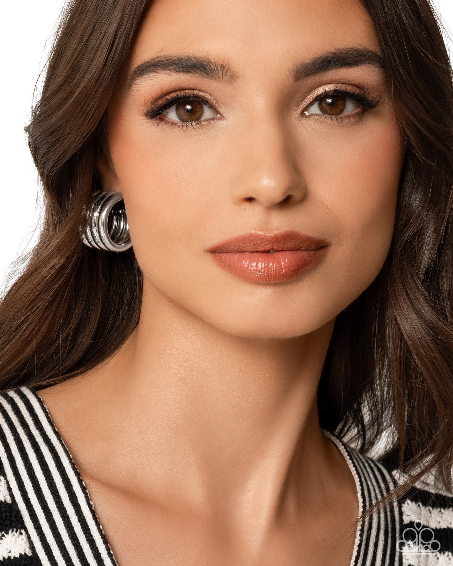 Continuous Construction - Paparazzi Earring Image