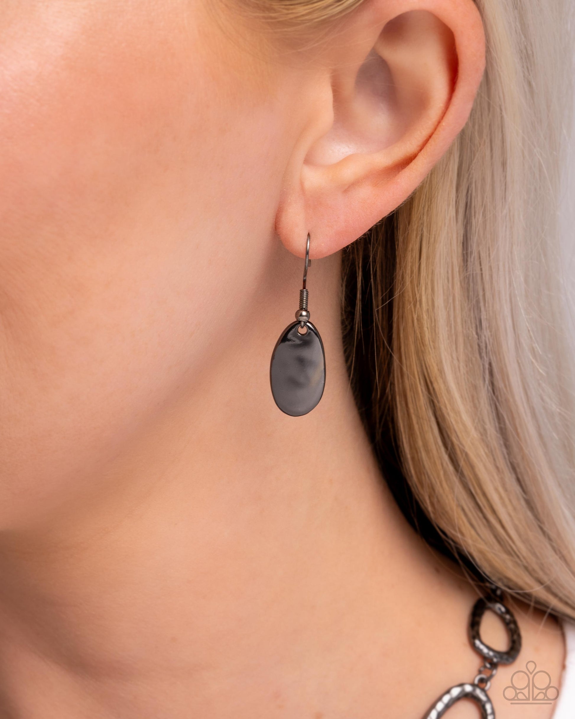 Hurry Up - Black - Paparazzi Necklace Image