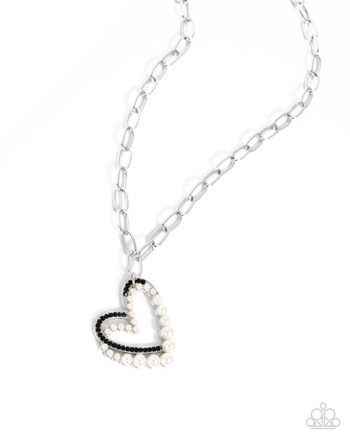 Introducing Me - Paparazzi Necklace Image