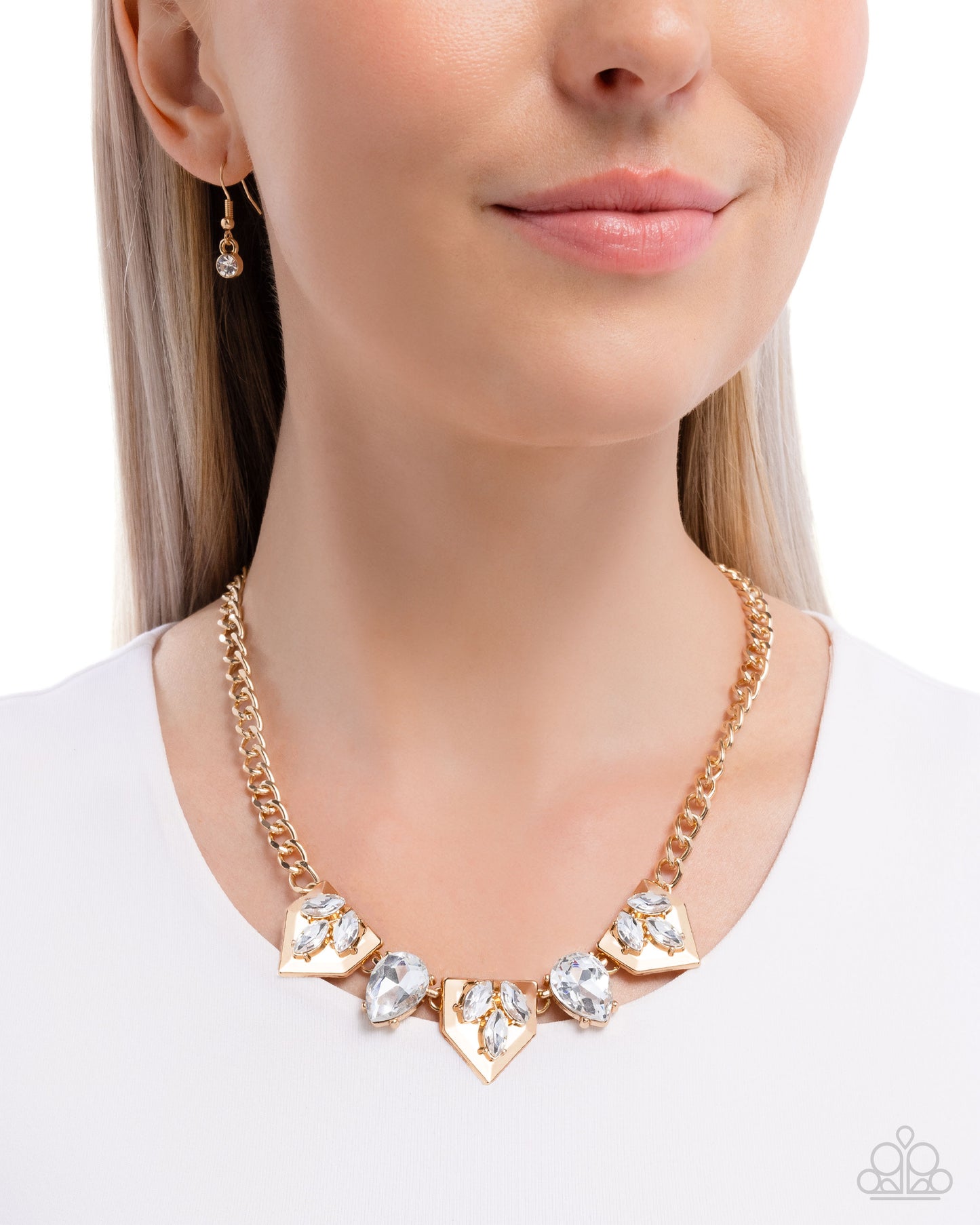 Home Place Haute - Gold - Paparazzi Necklace Image