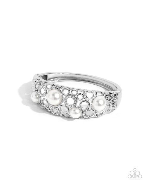 Cultured Confidence - White - Paparazzi Bracelet Image