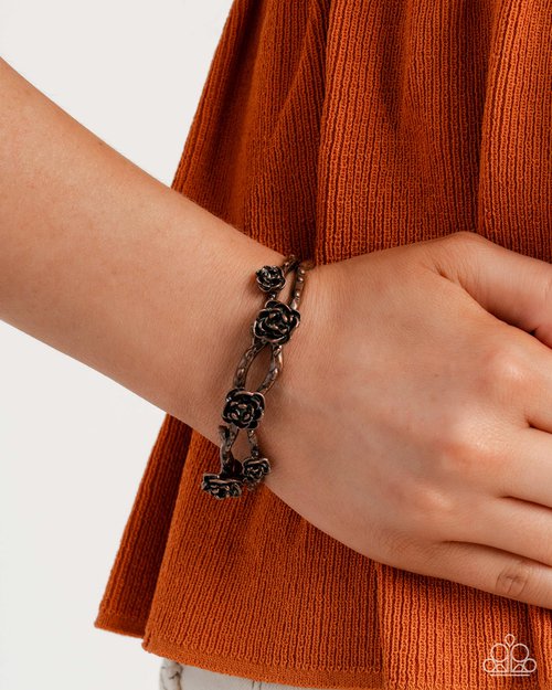 Complete Look - Copper - Paparazzi Product Image