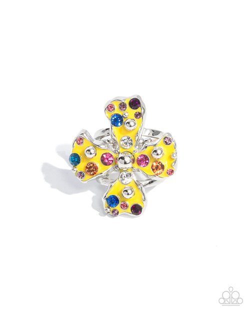 Chic Confession - Yellow - Paparazzi Ring Image