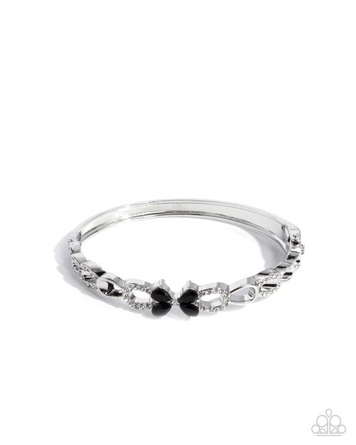 Frame of REFINED - Black - Paparazzi Bracelet Image