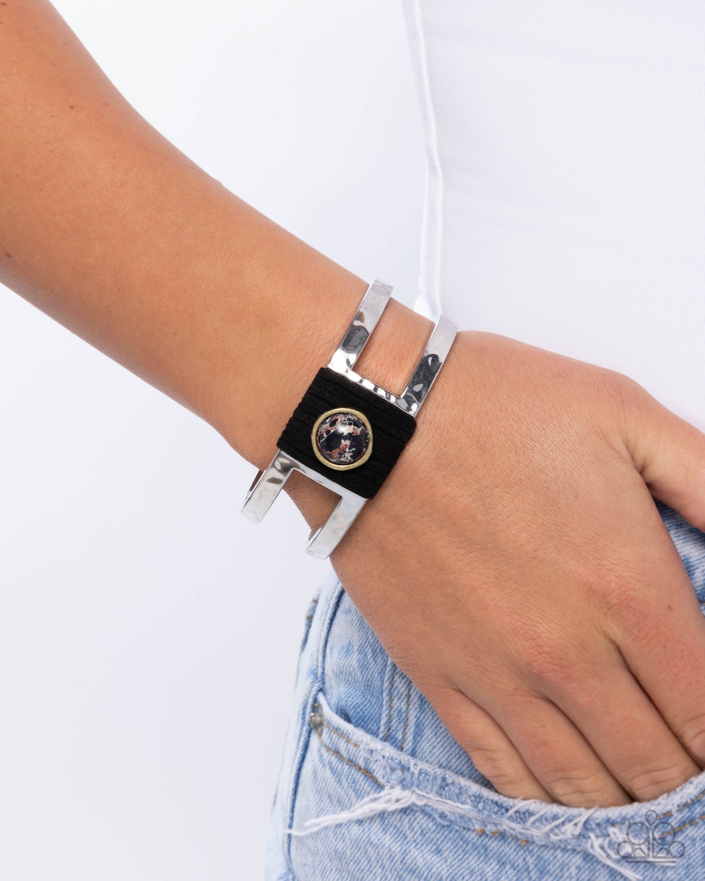 SUEDE Vacation - Black - Paparazzi Bracelet Image