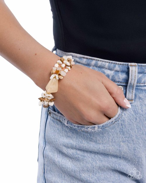Garden Palette - White - Paparazzi Bracelet Image