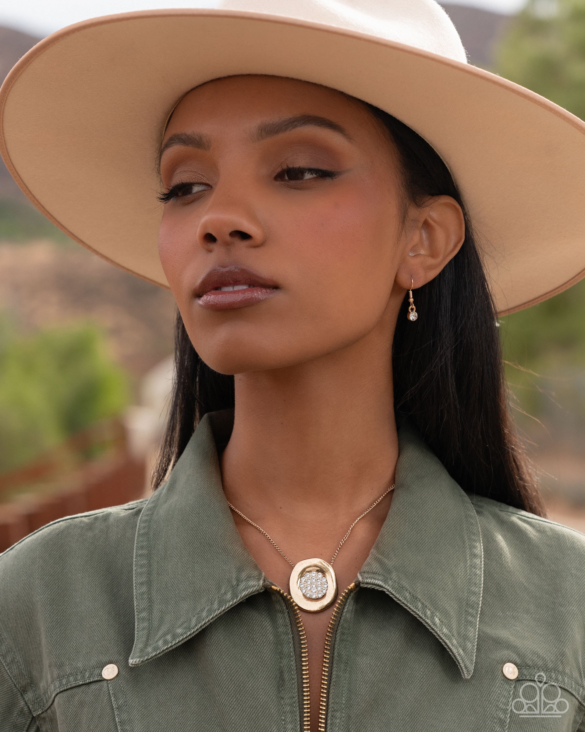 Gently Glistening - Gold - Paparazzi Necklace Image