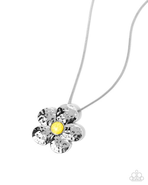 Tasteful Texture - Yellow - Paparazzi Necklace Image