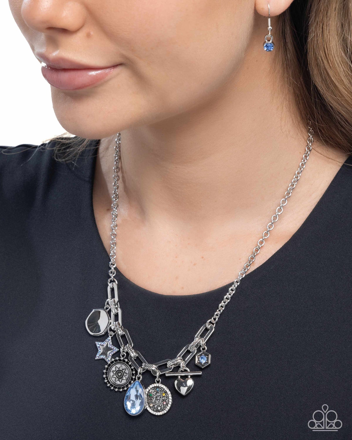 Welcome to the Show - Paparazzi Necklace Image