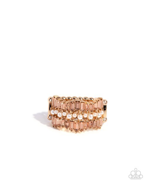 Preppy Pearls - Gold - Paparazzi Ring Image