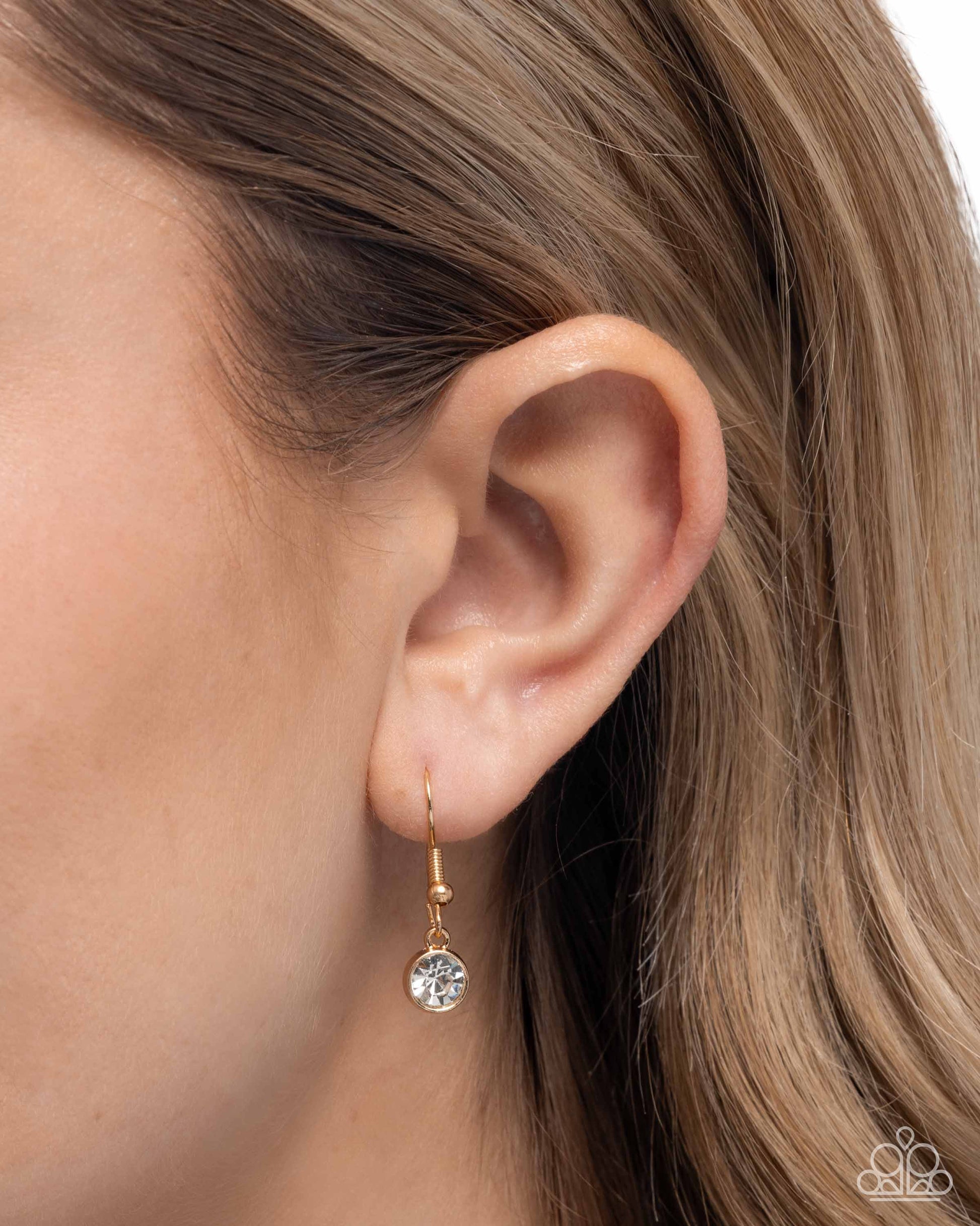 Cuddly Chic - Gold - Paparazzi Necklace Image