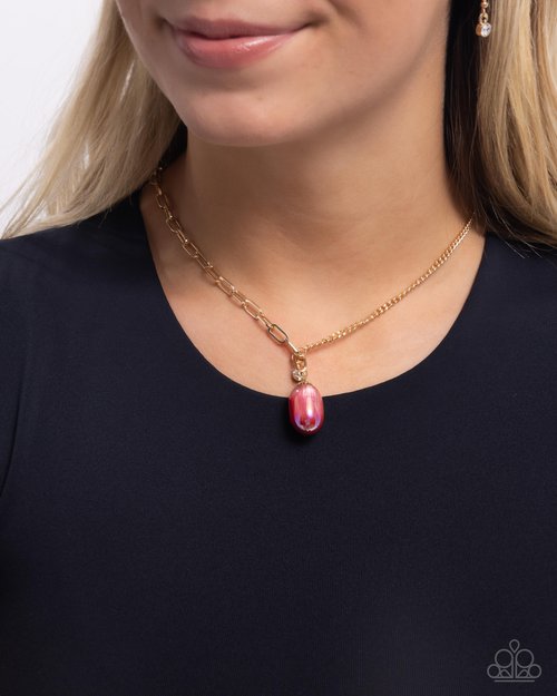 Polished Passage - Paparazzi Necklace Image