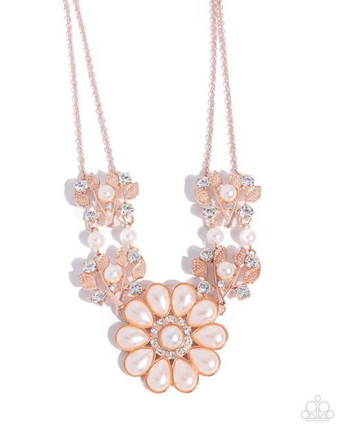 Sprouting Shimmer - Gold - Paparazzi Necklace Image