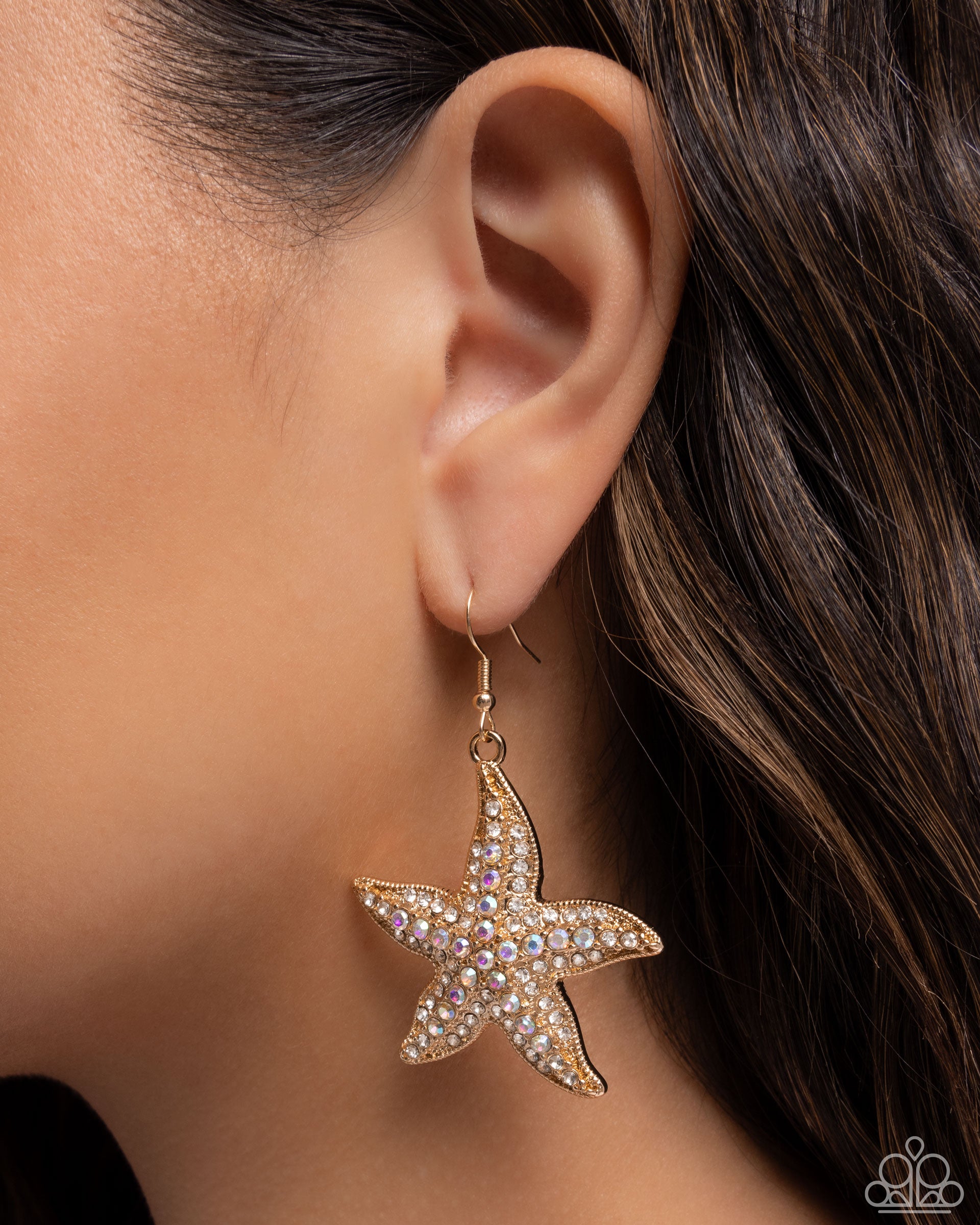 Starfish Spectacle - Gold - Paparazzi Earring Image