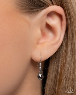 Layered Luxury - Paparazzi Necklace Image