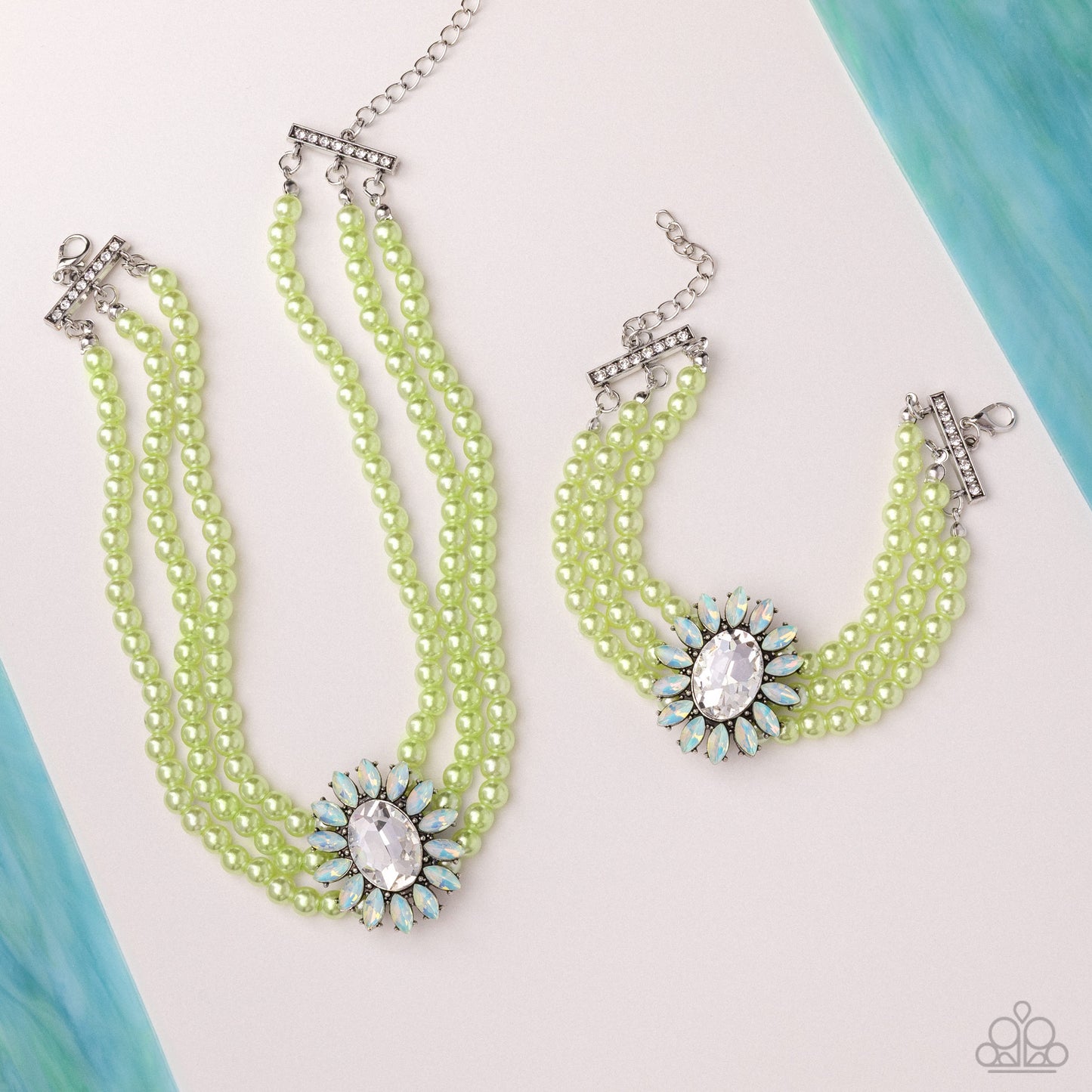 Conscious Chic - Complete Look - Green - Paparazzi Product Image