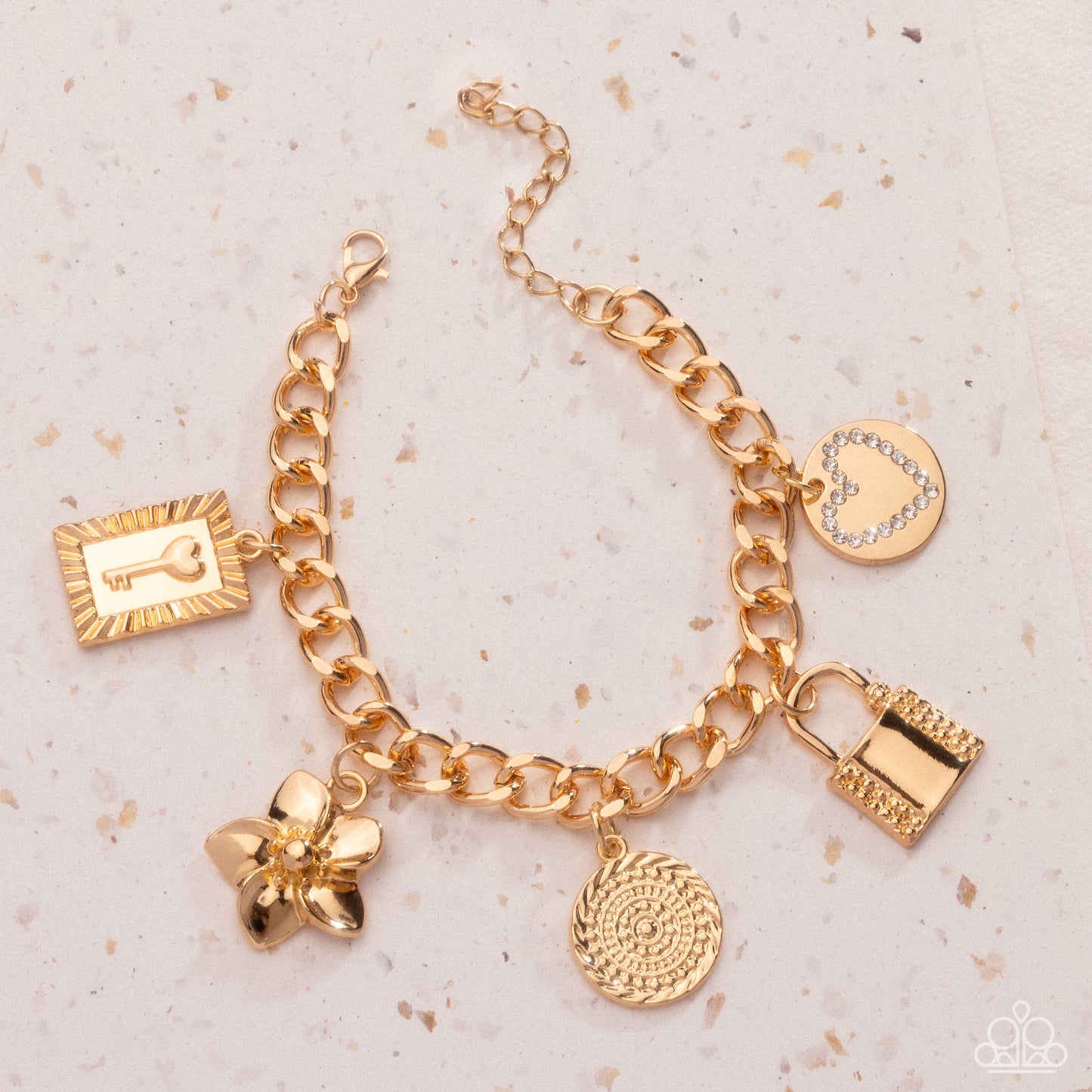 Monochromatic Mayhem - Gold - Paparazzi Bracelet Image