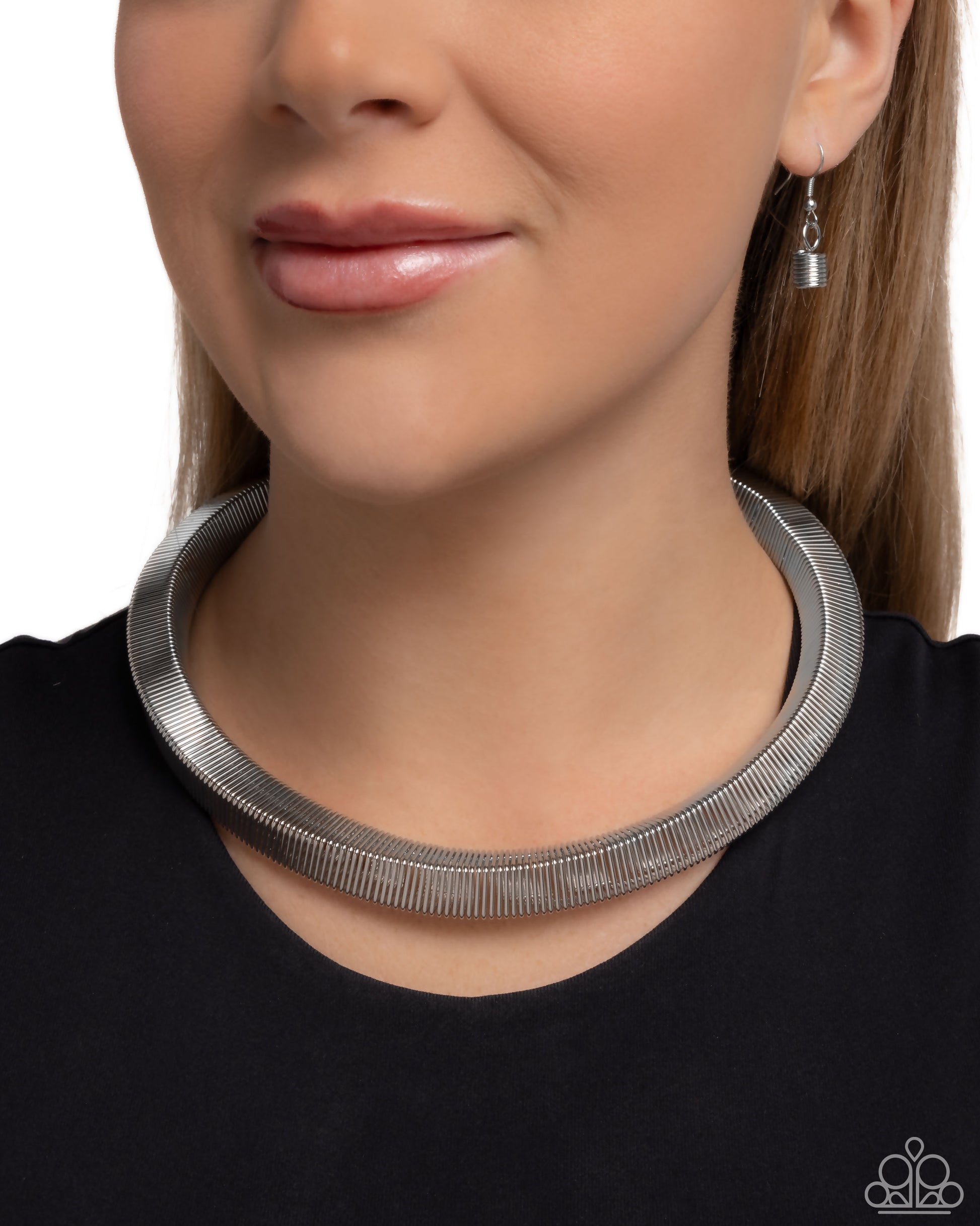 Sleek Suite - Silver - Paparazzi Necklace Image