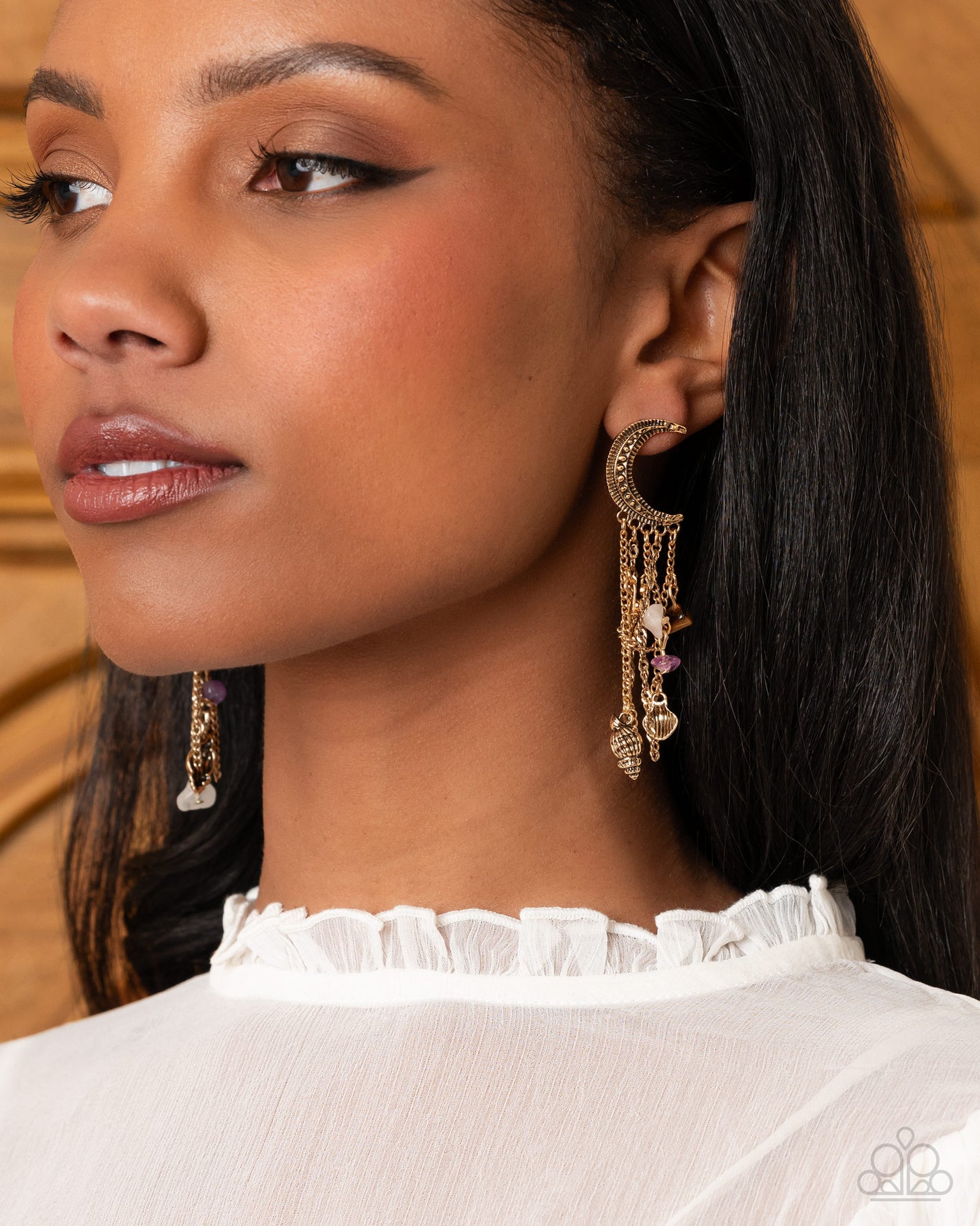 Crescent Call - Paparazzi Earring Image