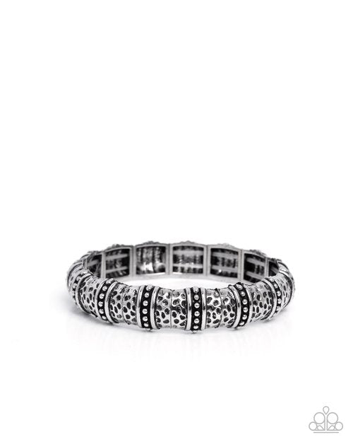 Hammered Homage - Silver - Paparazzi Bracelet Image