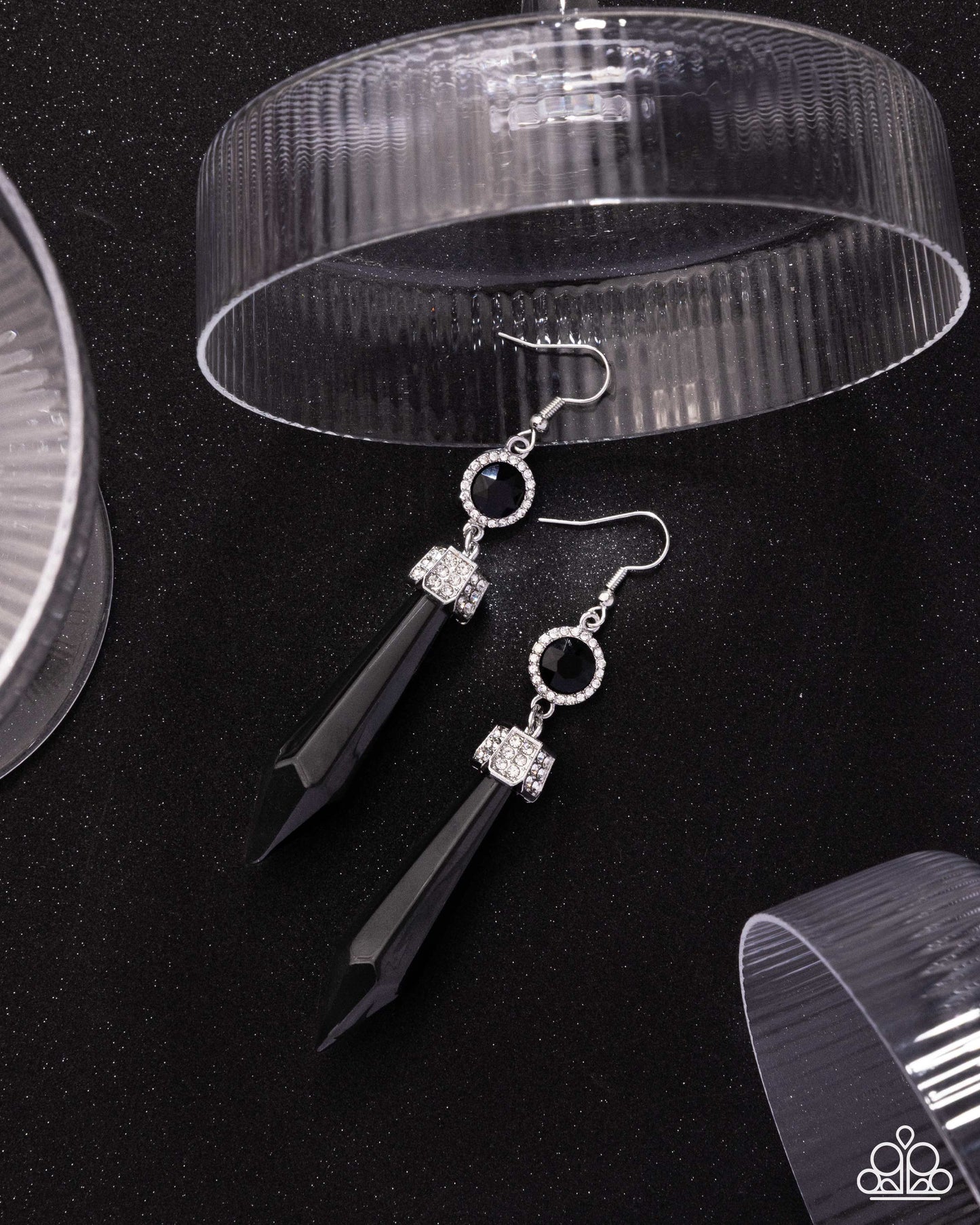 Palatial Pizzazz - Black - Paparazzi Earring Image