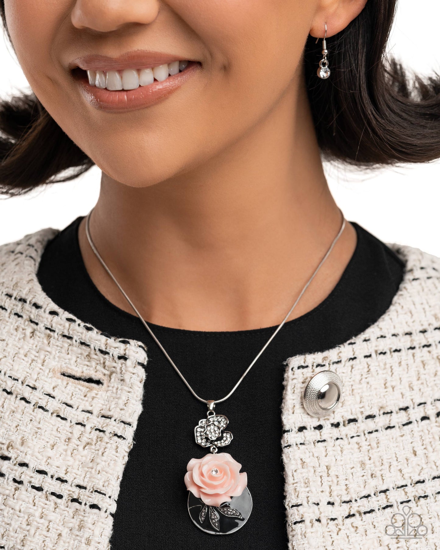 Rosy Reception - Complete Look - Pink - Paparazzi Product Image