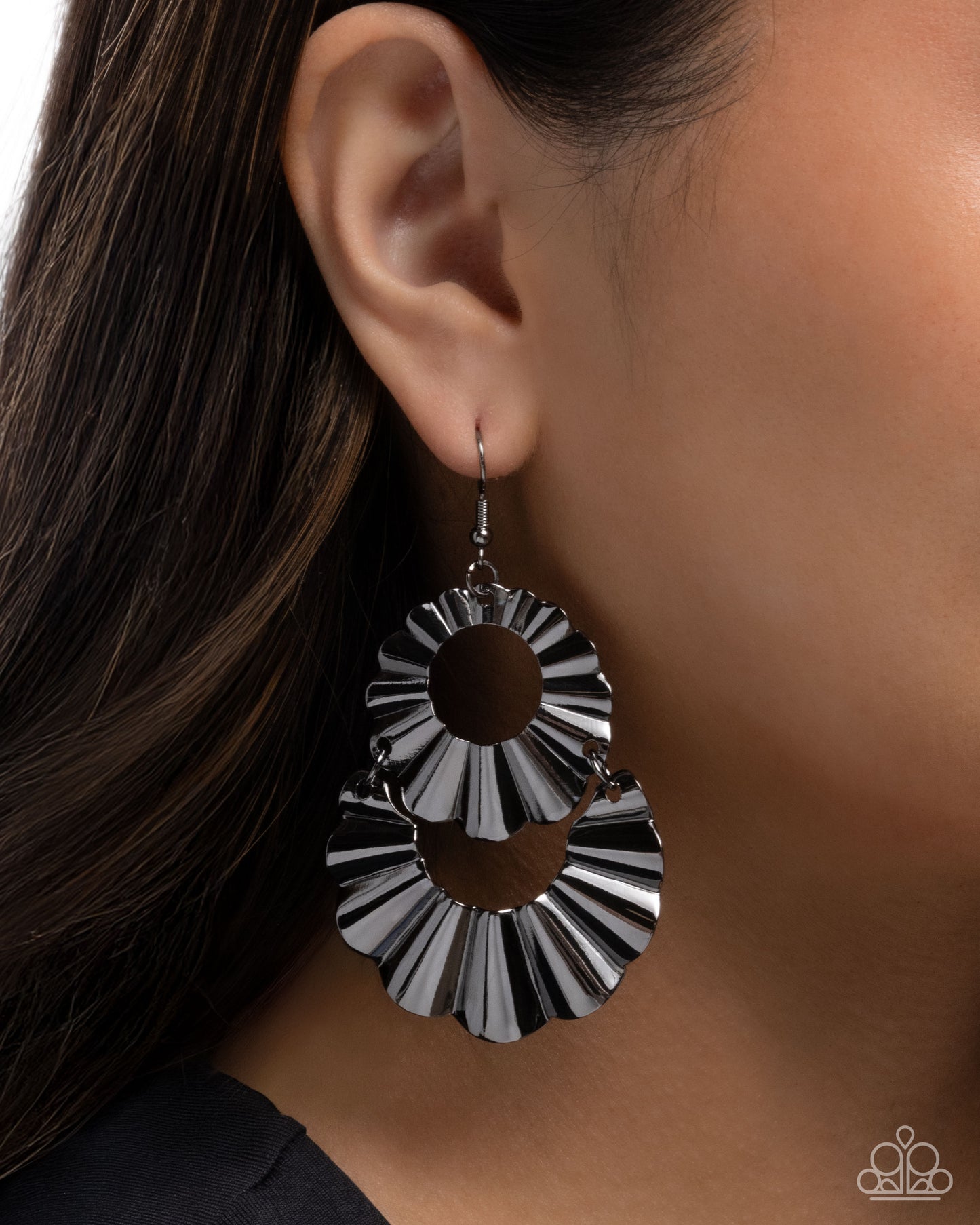 Crimped Consistency - Black - Paparazzi Earring Image