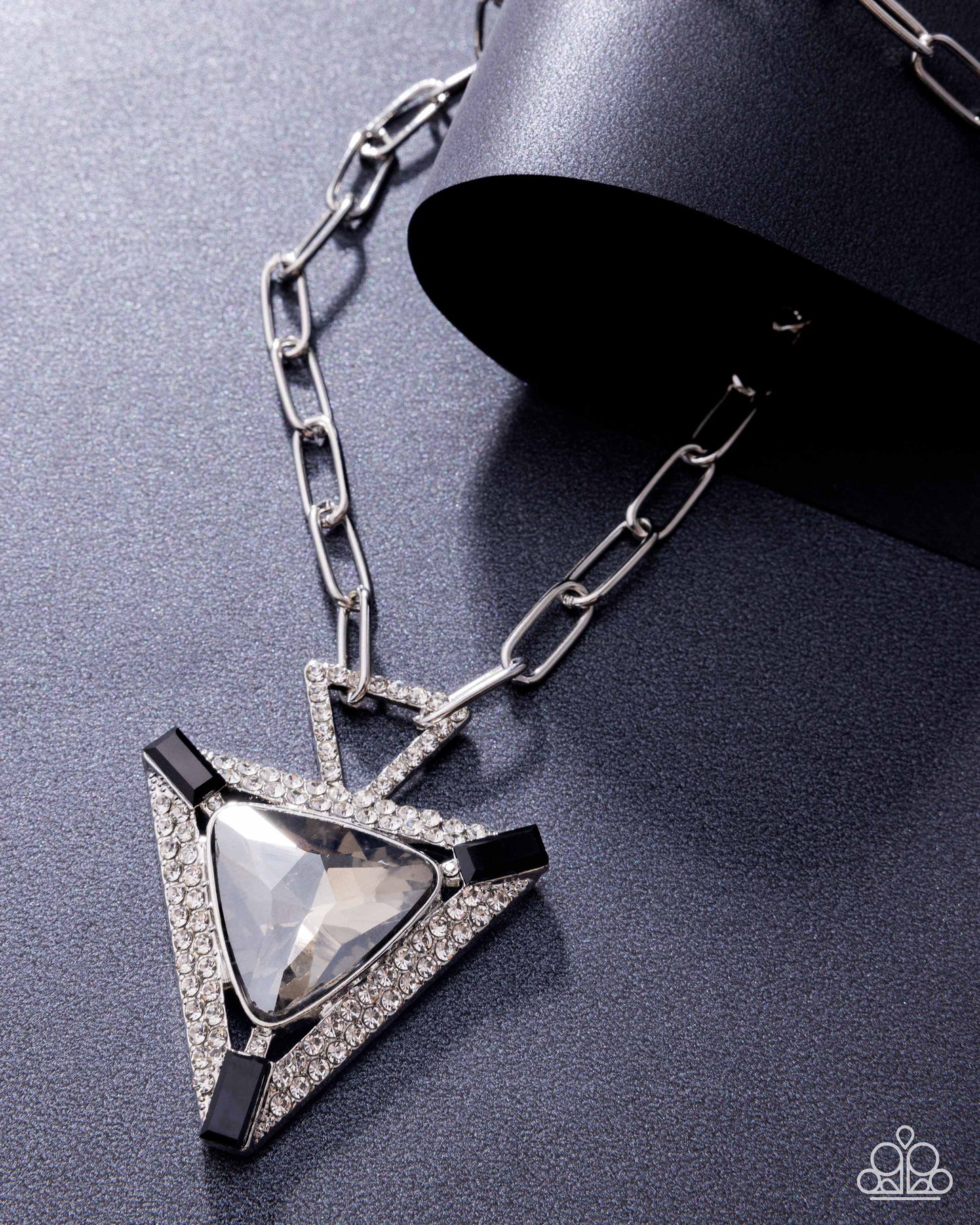 Triangular Trailblazer - Black - Paparazzi Necklace Image