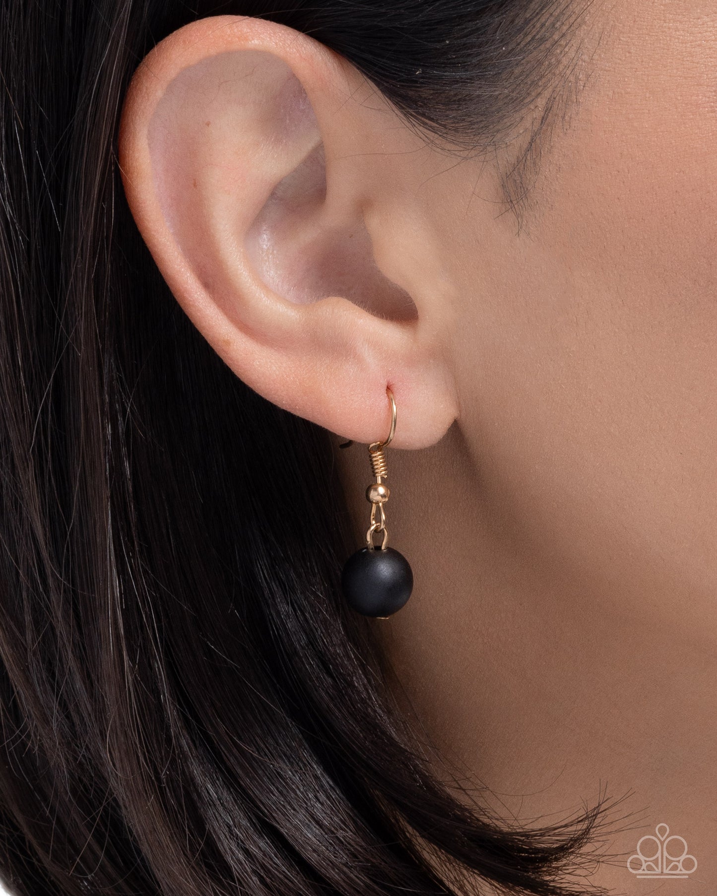 Clustered Court - Black - Paparazzi Necklace Image