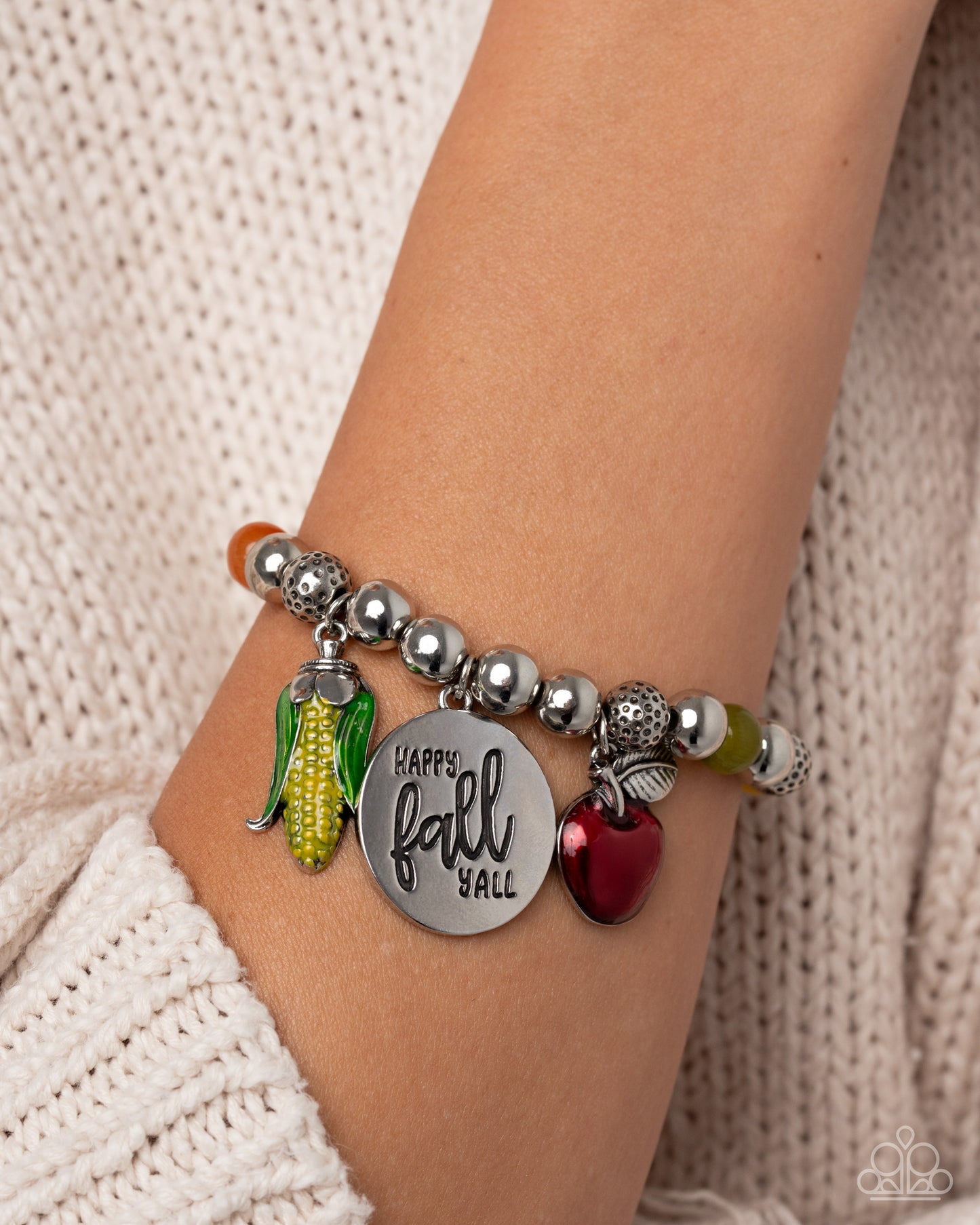 Autumnal Advocate - Complete Look - Paparazzi Product Image