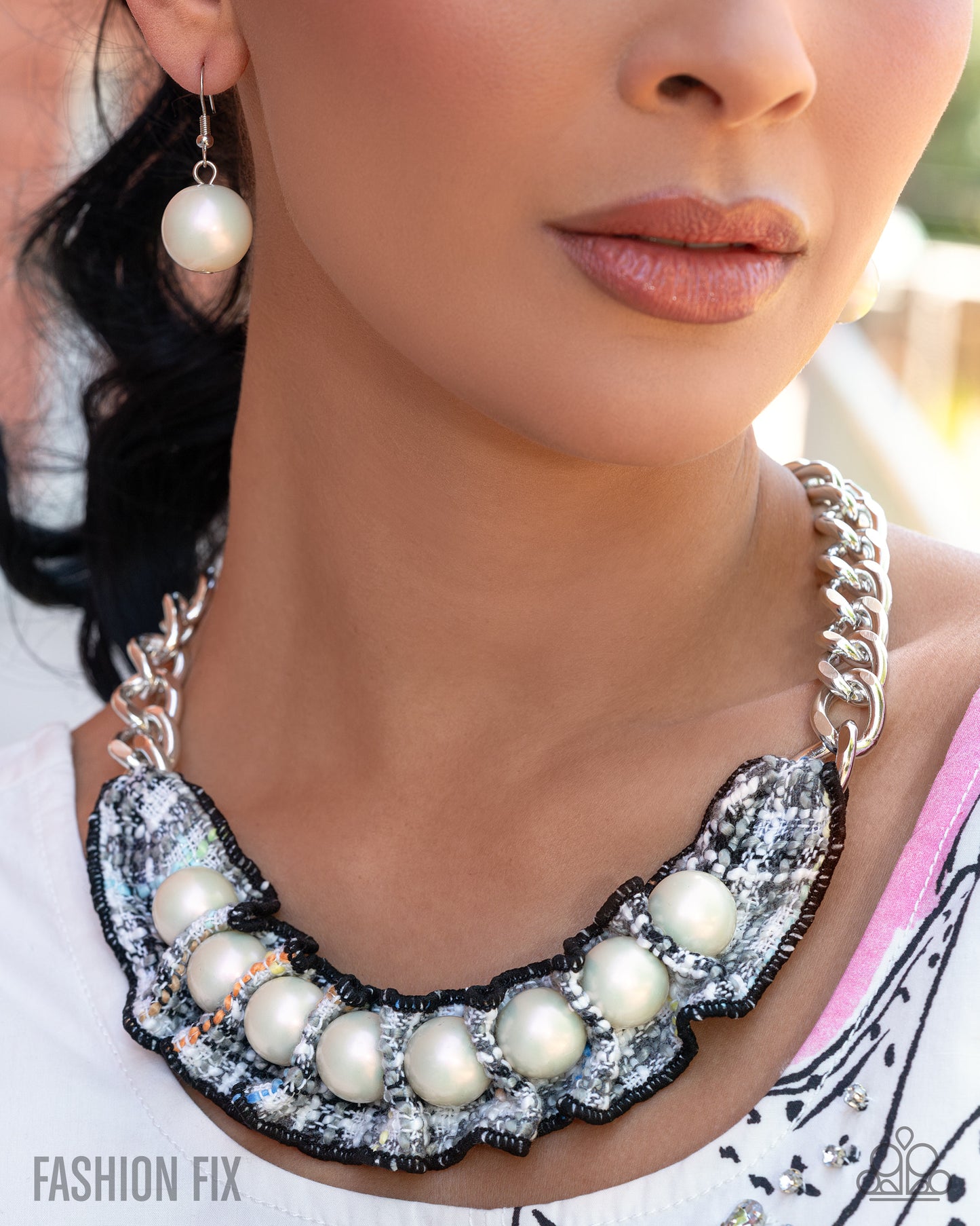 Timeless Tweed - Black - Paparazzi Necklace Image