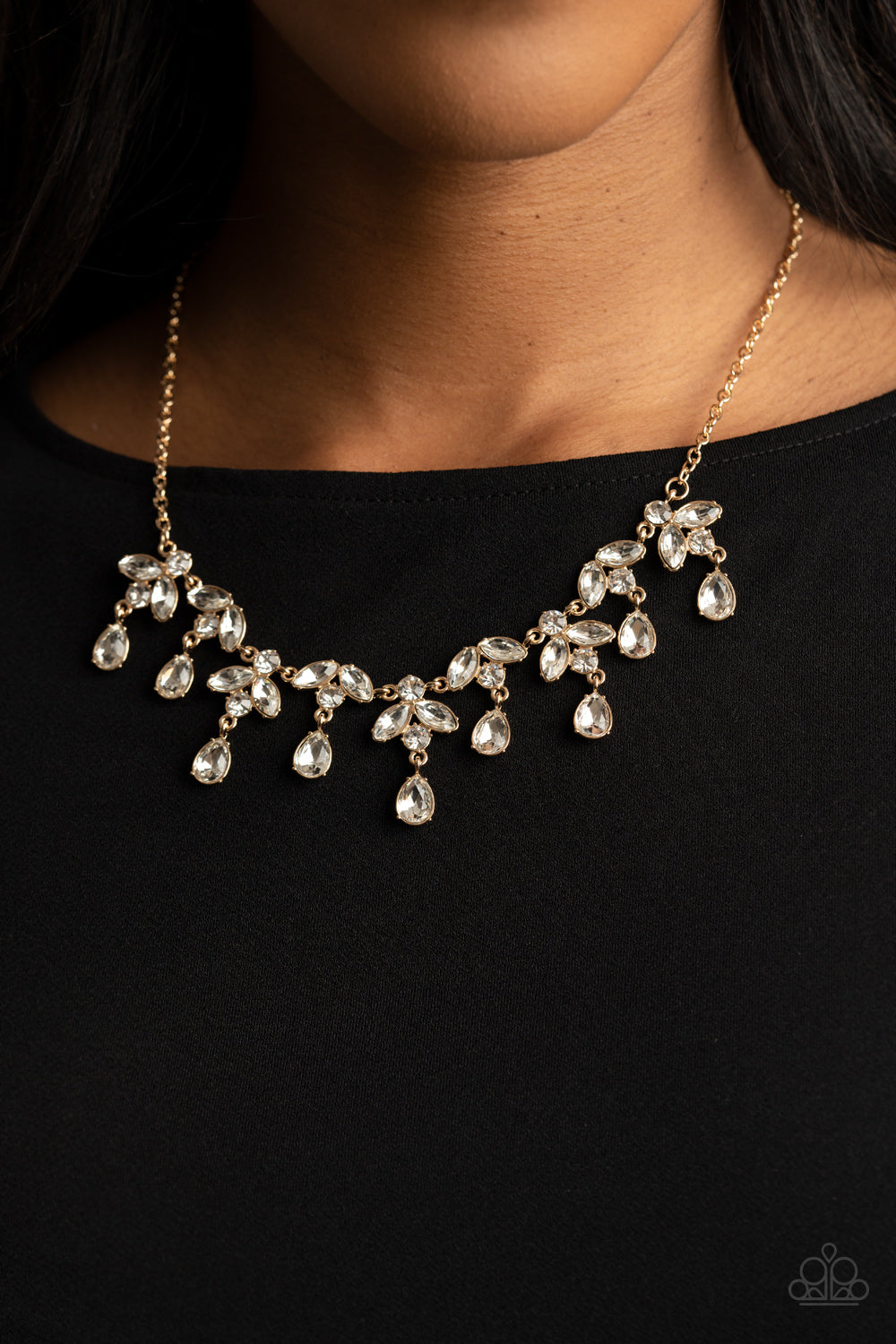 Paparazzi Necklace March LOP ~ Vintage Royale - Gold