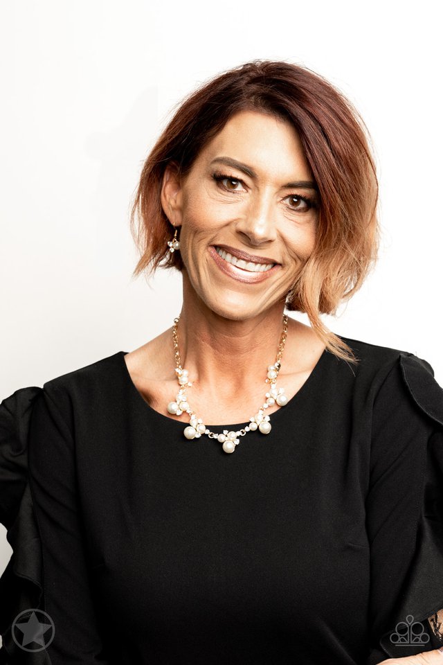 Toast To Perfection - Gold - Paparazzi Necklace Image