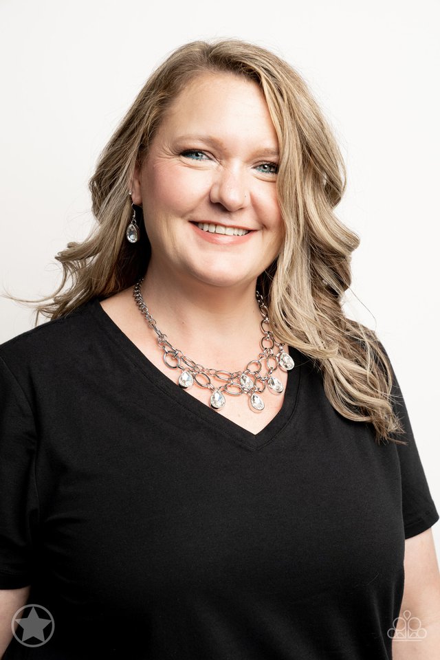 Show-Stopping Shimmer - White - Paparazzi Necklace Image