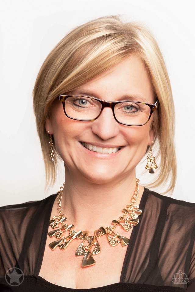 The Sands of Time - Gold - Paparazzi Necklace Image