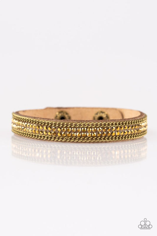 Babe Bling - Brass - Paparazzi Bracelet Image